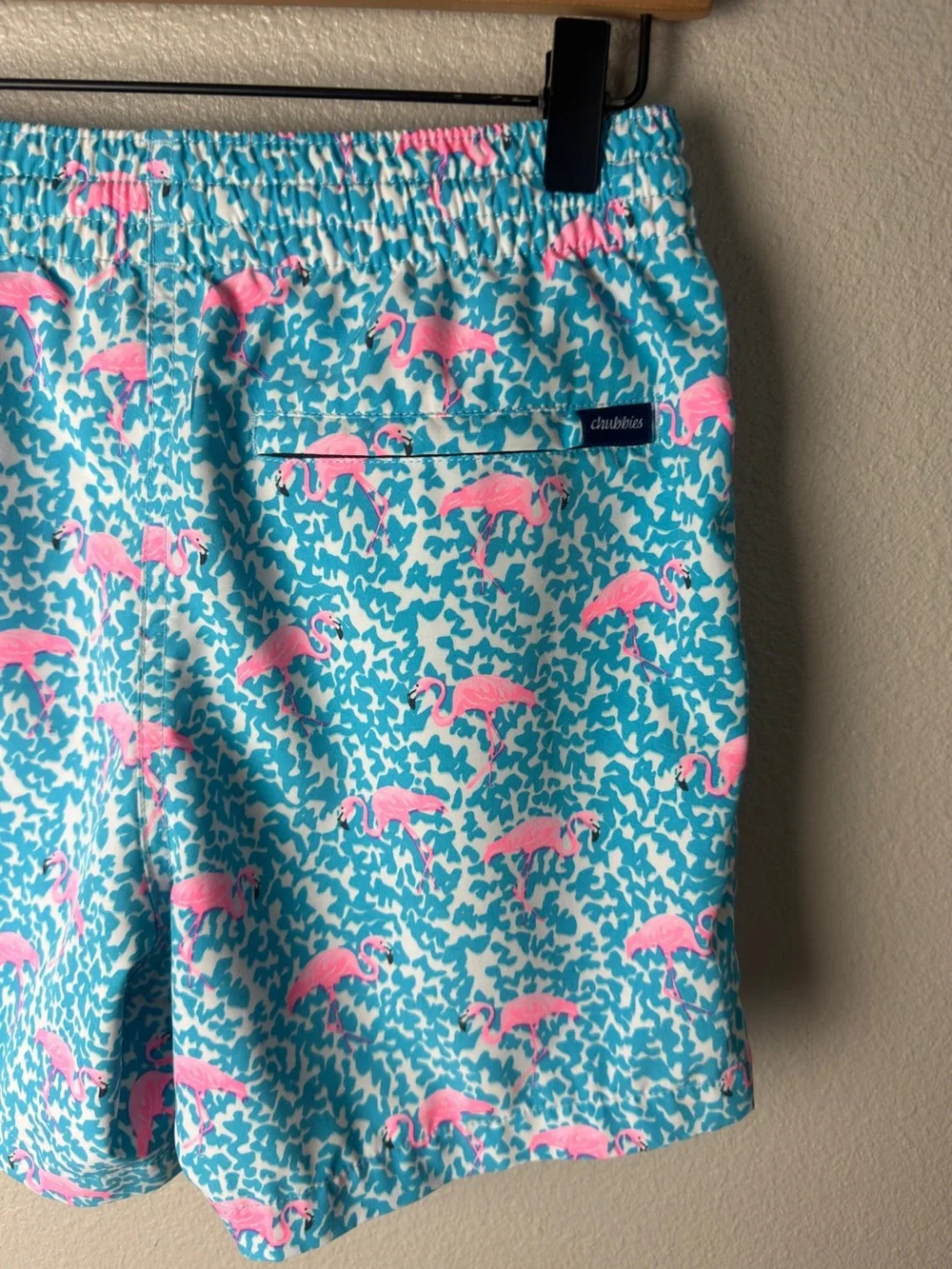 Chubbies Men’s Flamingo Print 5.5” Swim Trunks